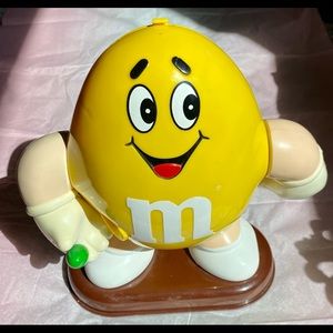 Vintage Peanut M&M Dispenser